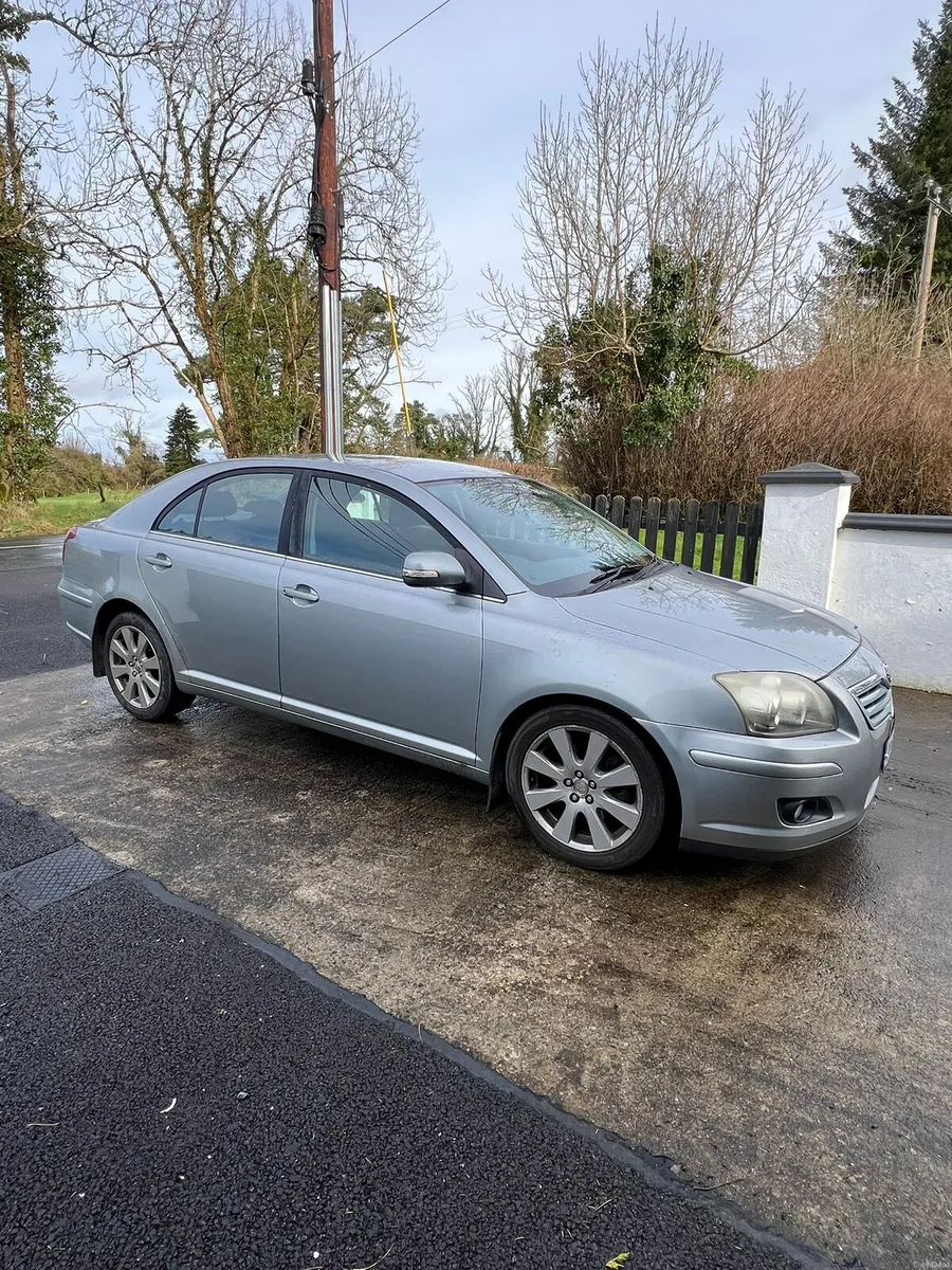 Toyota Avensis 2008 - Image 2