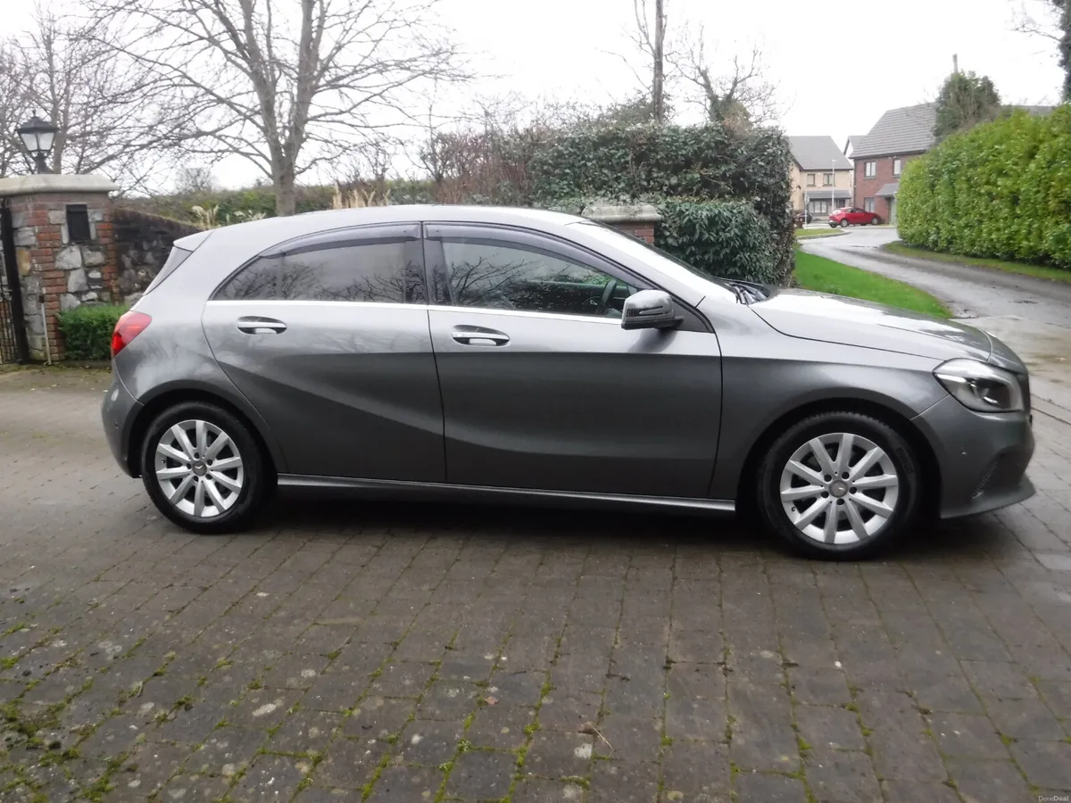 MERCEDES A180 1.6 AUTO HEATED SEATS ANDROID - Image 2