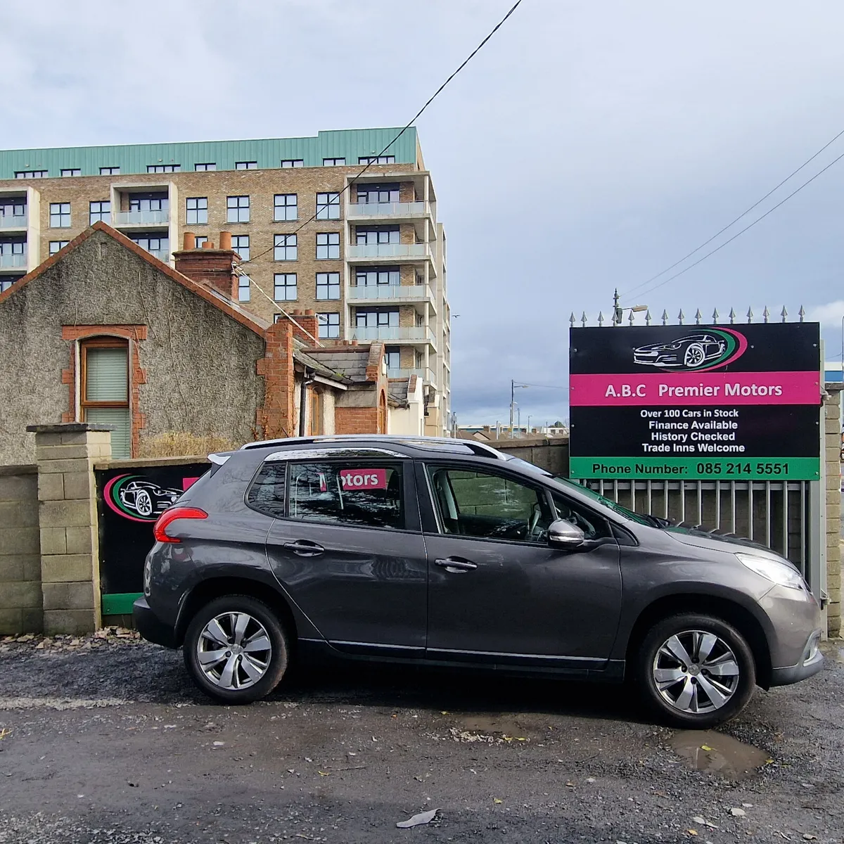 Peugeot 2008 2016 Automatic Low Miles 39k - Image 2