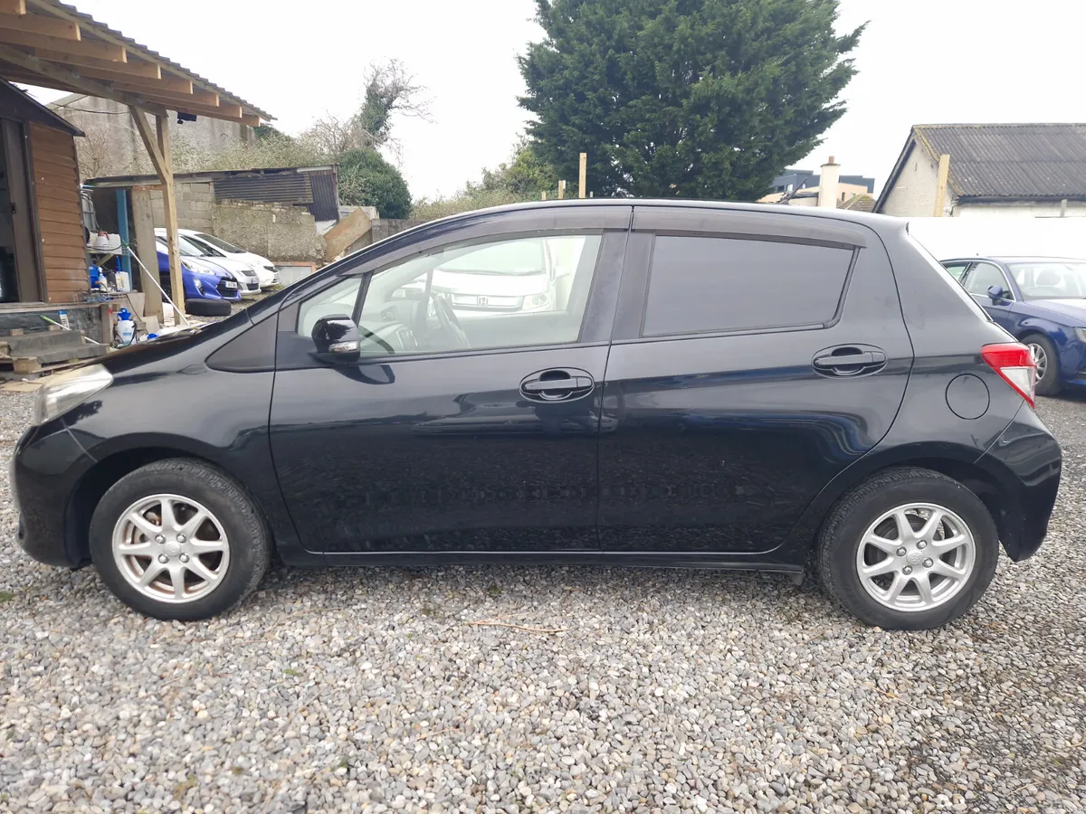 Toyota Vitz 2013 | Auto - Image 3