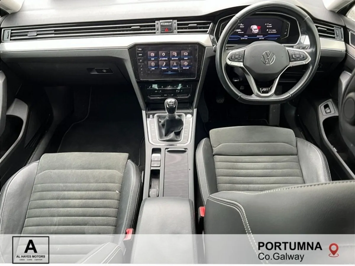 Volkswagen Passat 2.0 TDI 150HP HIGHLINE WITH R-LI - Image 2