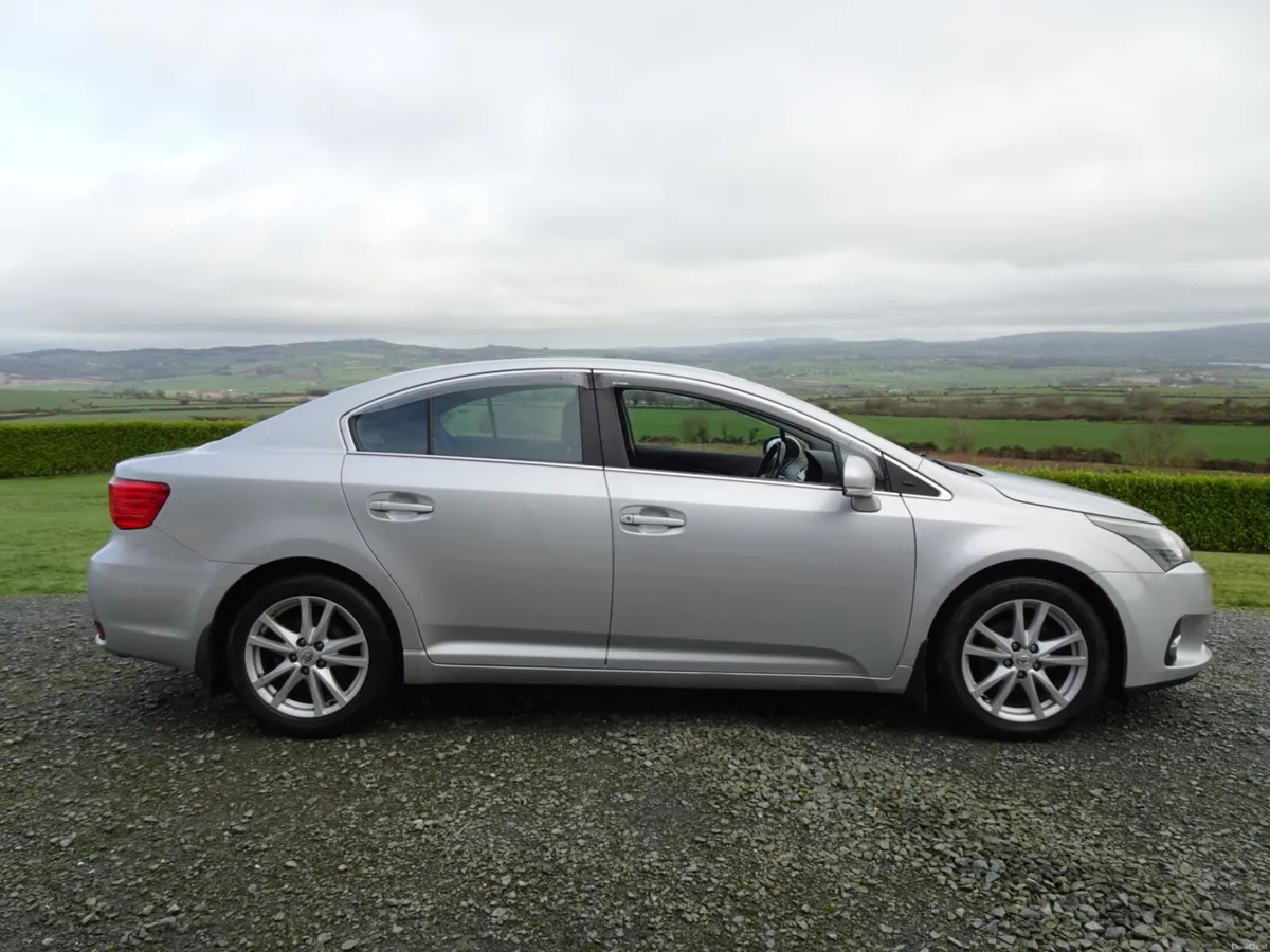 Toyota Avensis 2.0  D4D (NCT 08/27) - Image 3