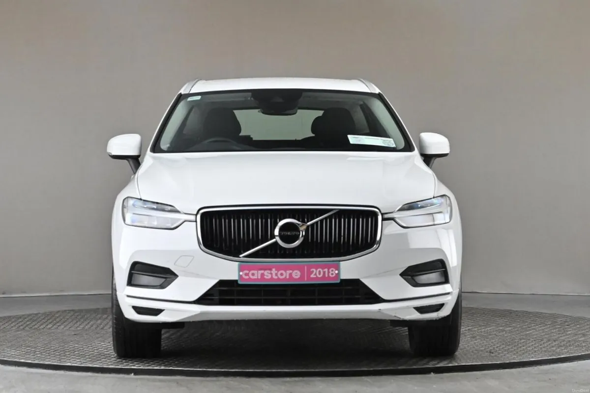 Volvo XC60 2.0 D4 AWD MOMENTUM **FULL LEATHER** - Image 2