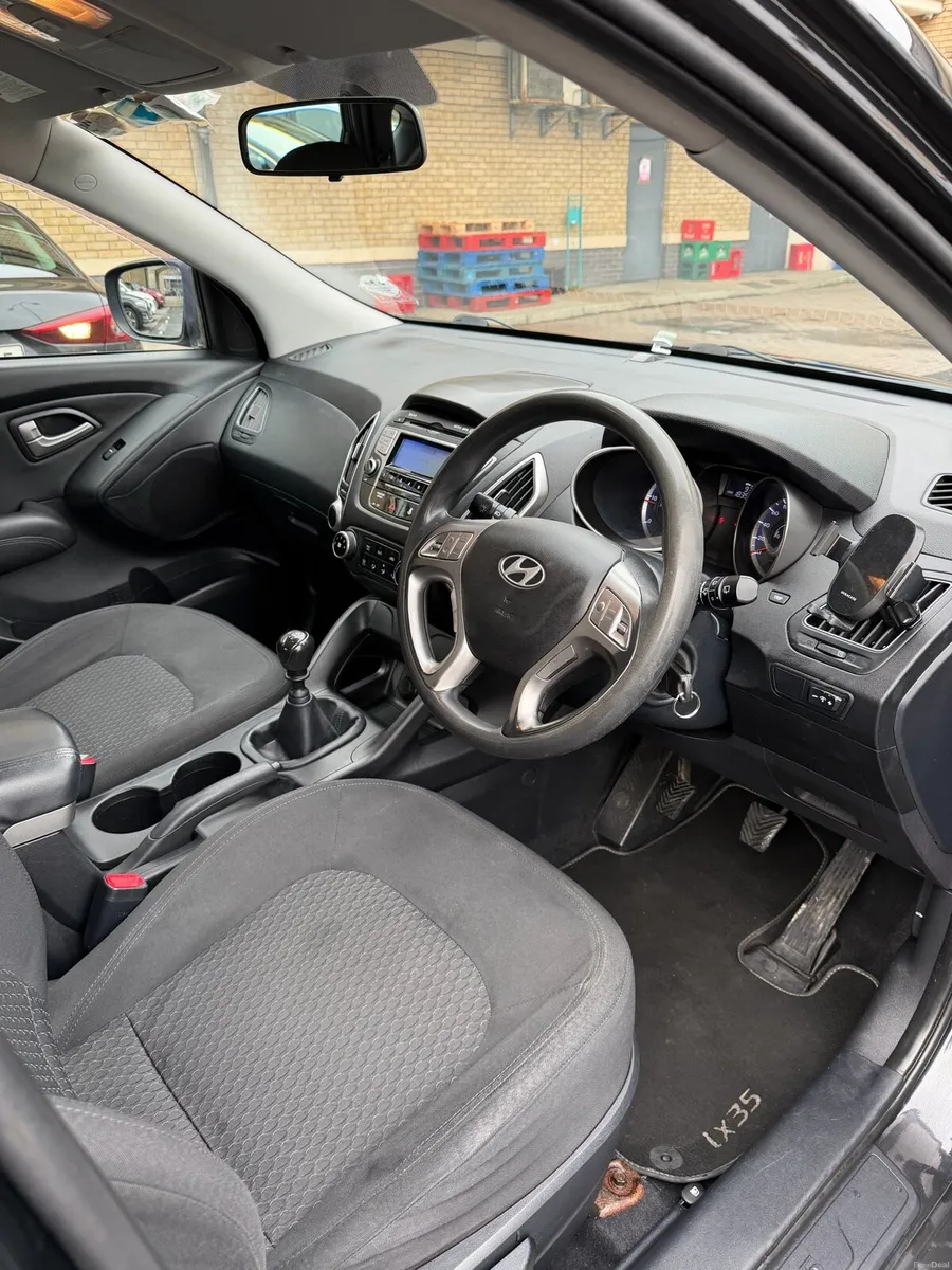 Hyundai ix35 2.0 Diesel - Image 4