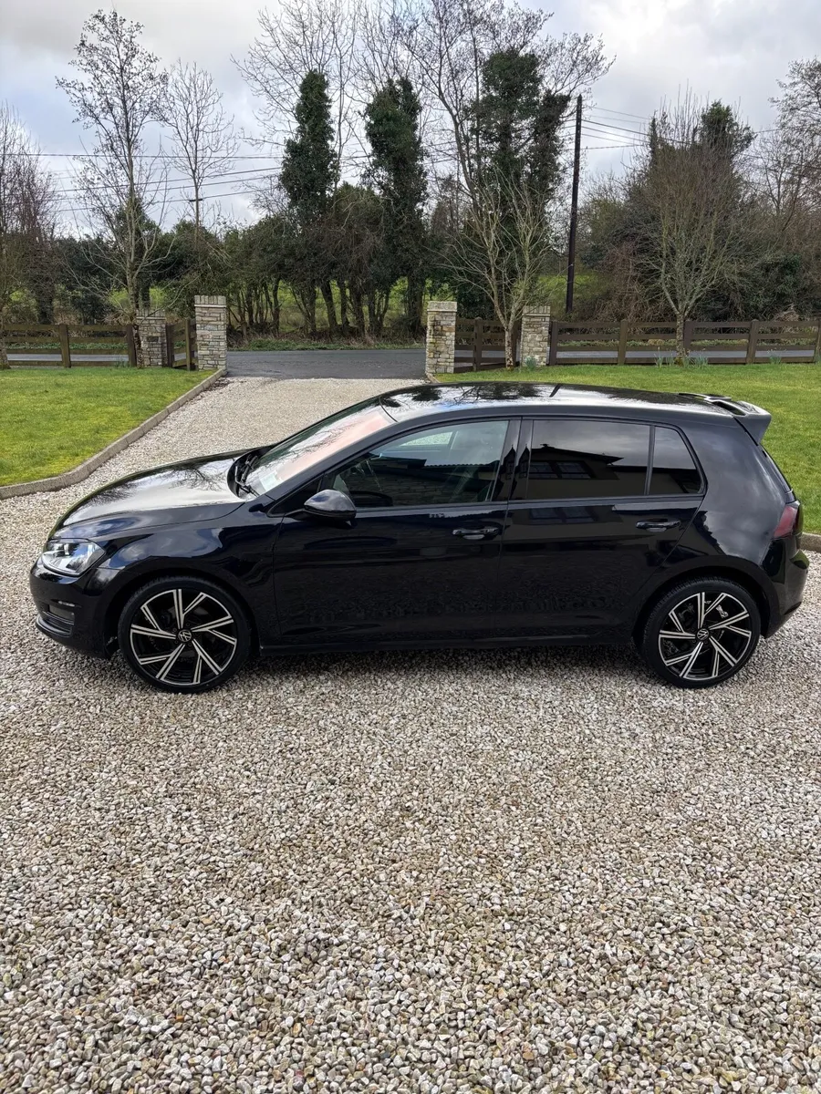 Volkswagen Golf 2015 - Image 2