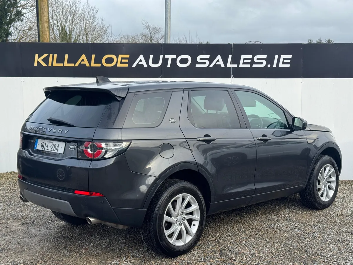 2019 Land Rover Discovery Sport 7 seats 2.0D AUTO - Image 4