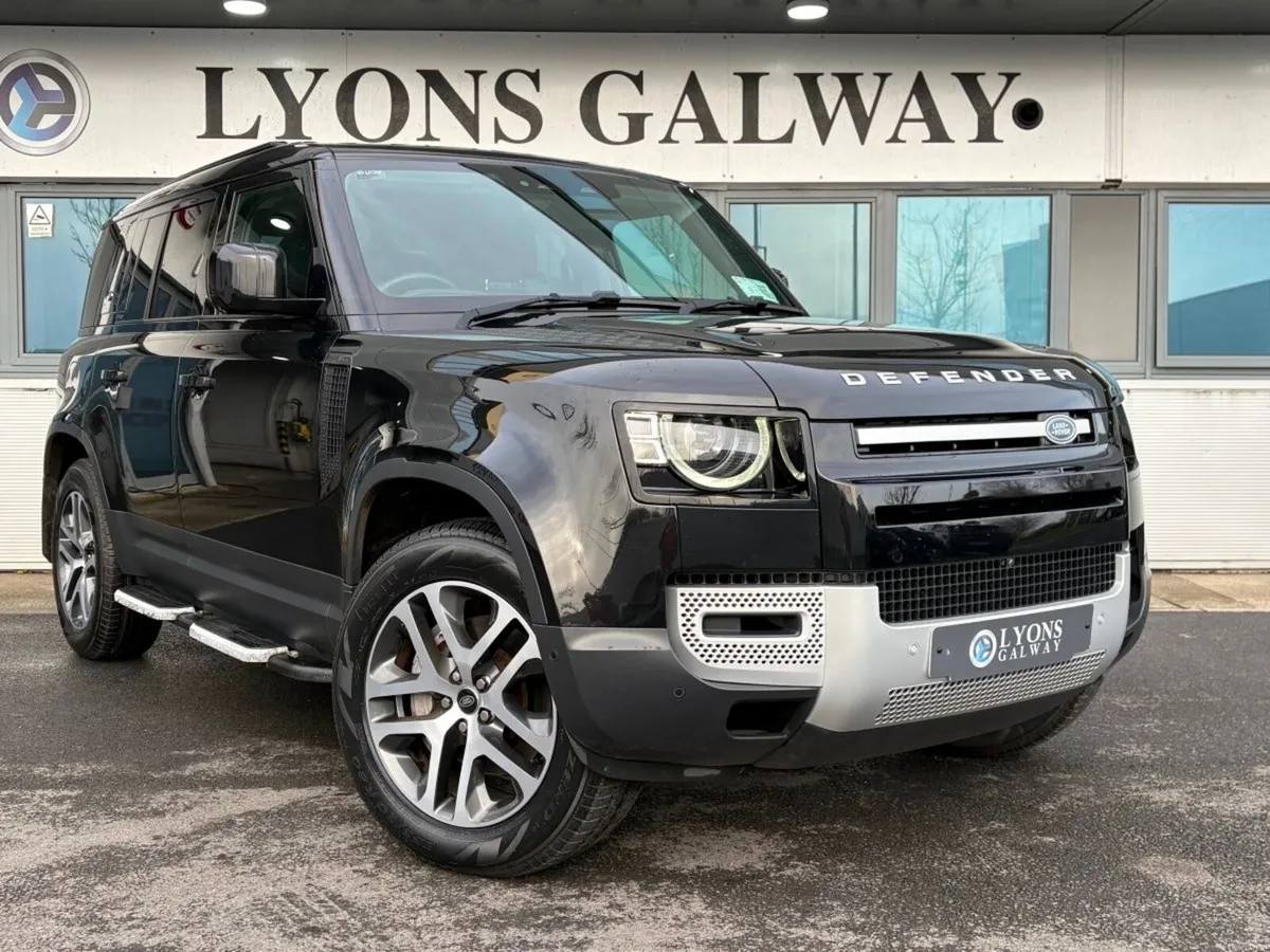 Land Rover Defender P400 Plug in Hybrid - Image 1