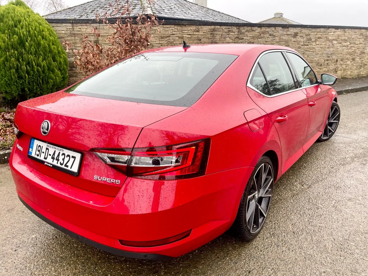 191 Skoda 2.0 Tdi 150 bhp. €10995 Best on the net - Image 2