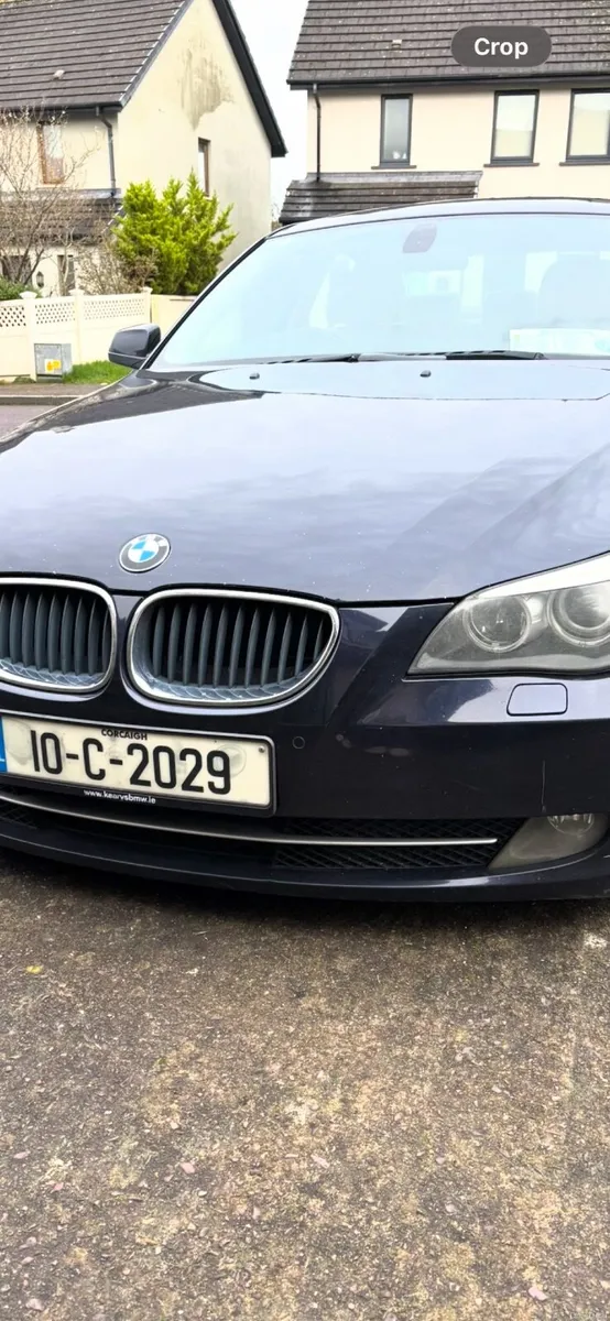 BMW 5-Series 2010 - Image 1
