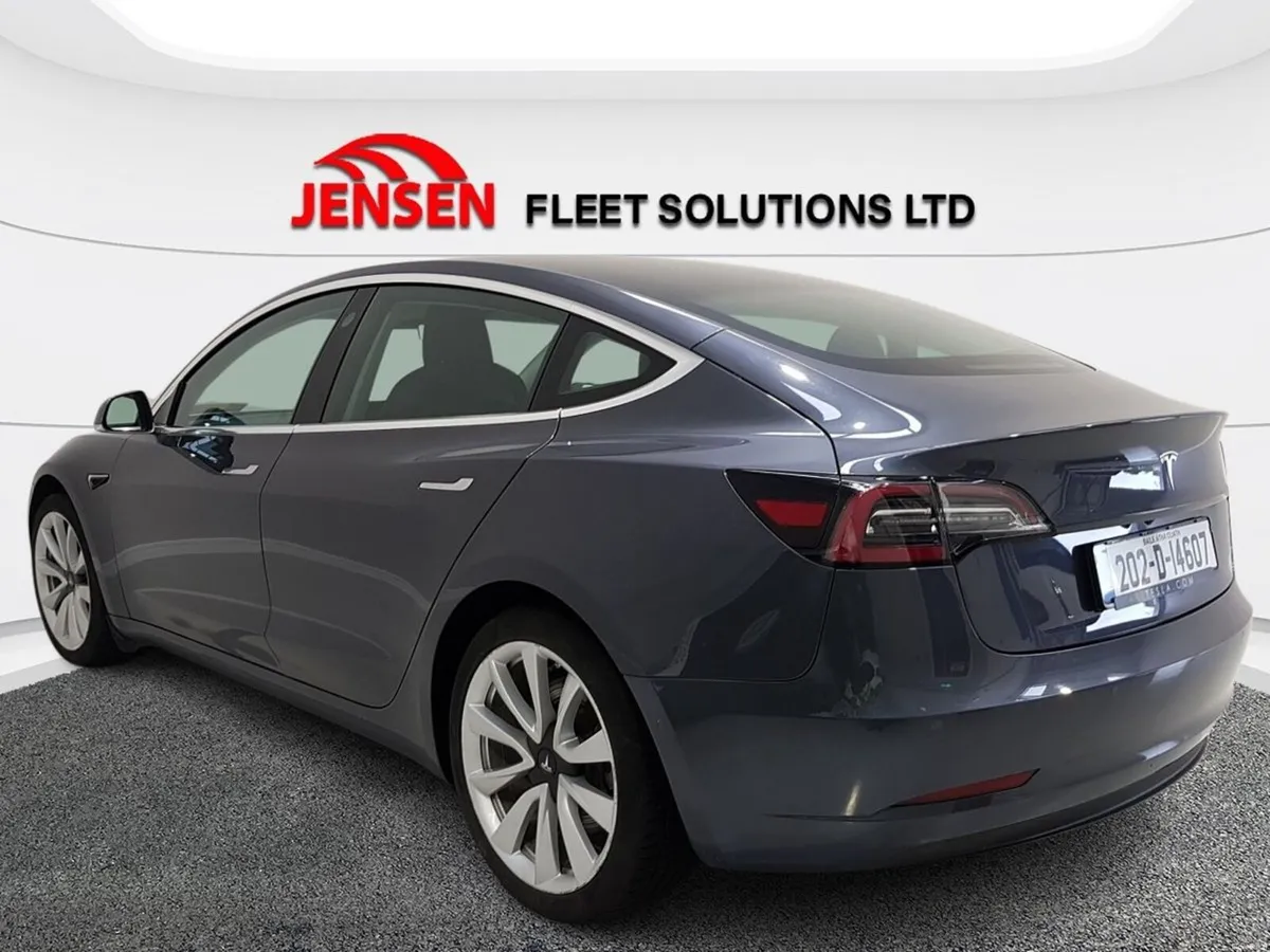 Tesla Model 3 Standard Range Plus (RWD) NEW BATTER - Image 4