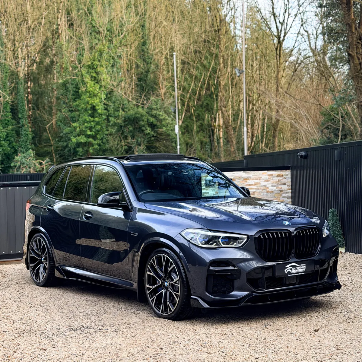 2022 (221)  BMW X5 45E MSPORT PRO EDITON 390BHP - Image 1