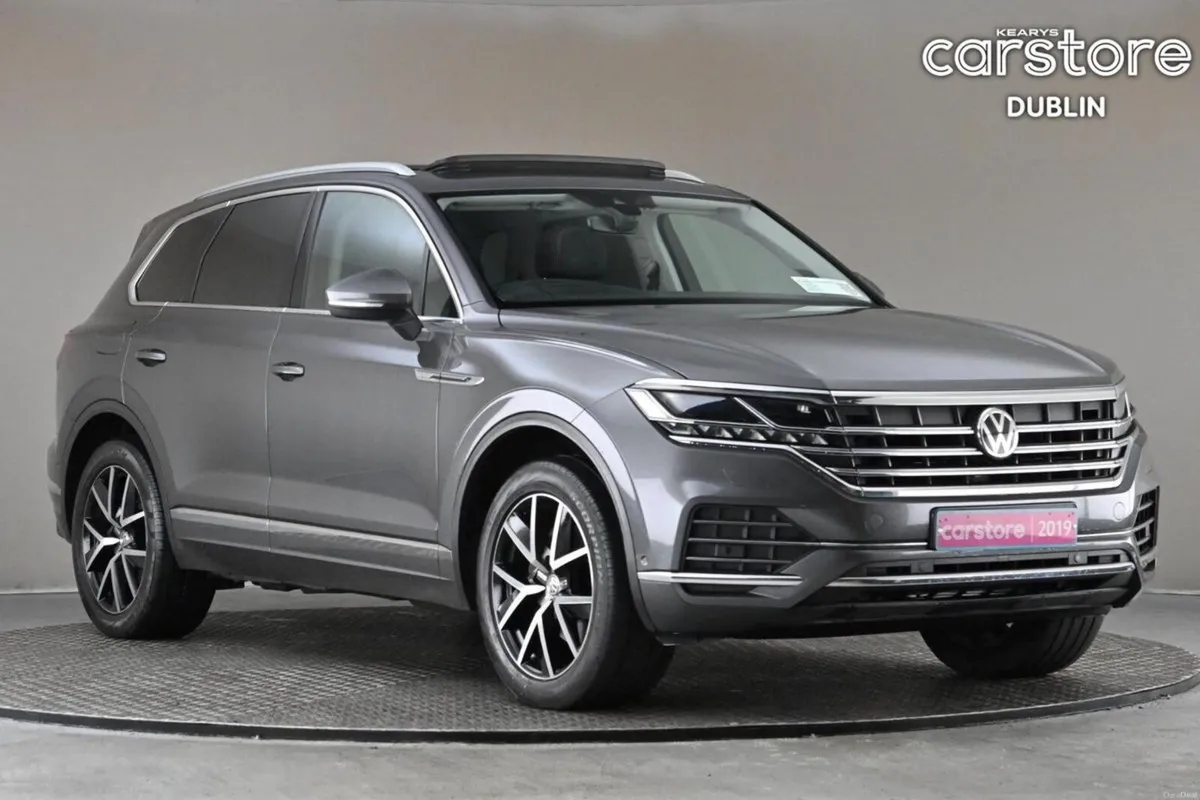 Volkswagen Touareg 3.0TDI DSG 231BHP V6 4M DESIGN - Image 1
