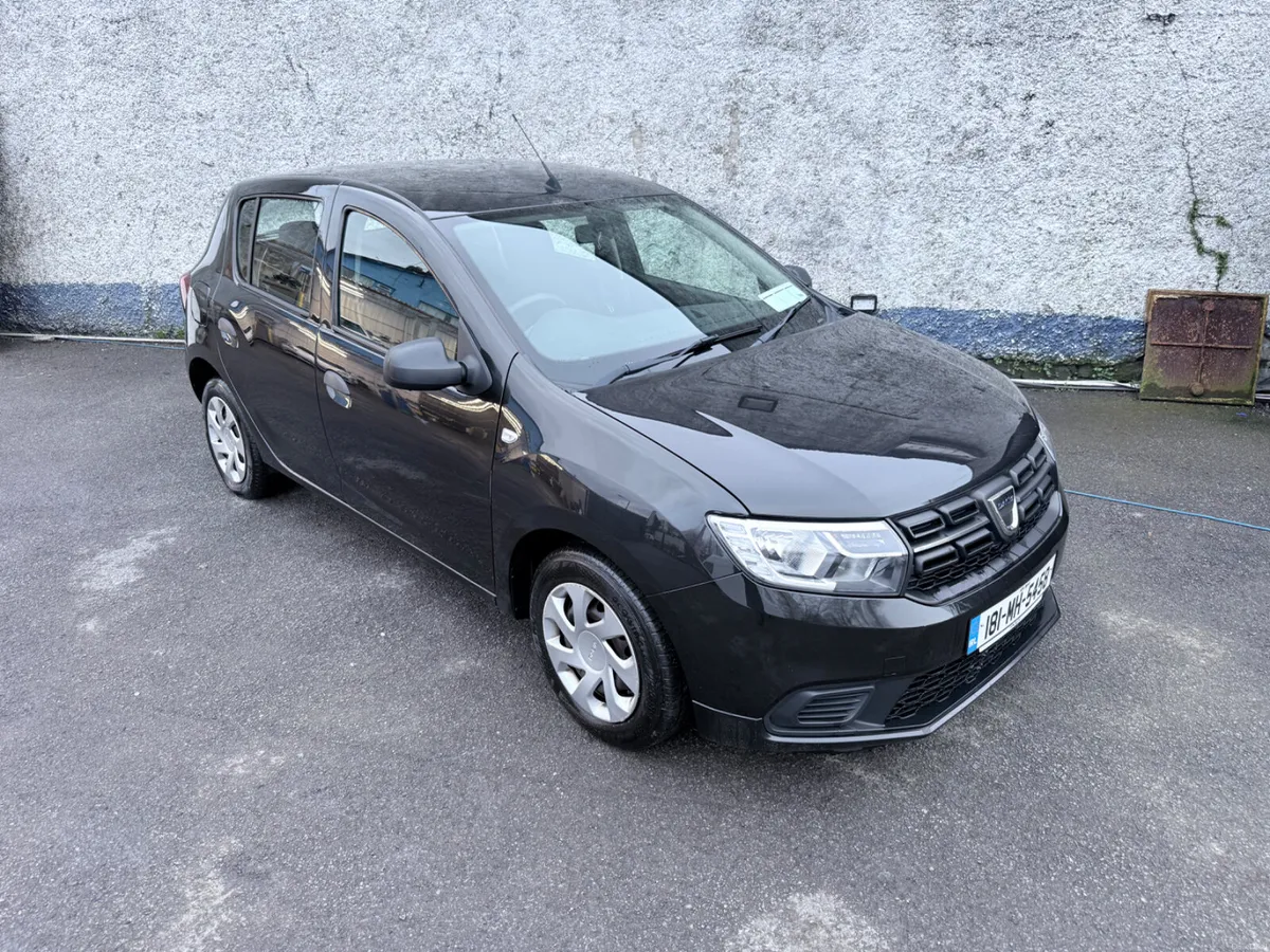 Dacia Sandero 1.0 Petrol Low Kms New NCT - Image 1