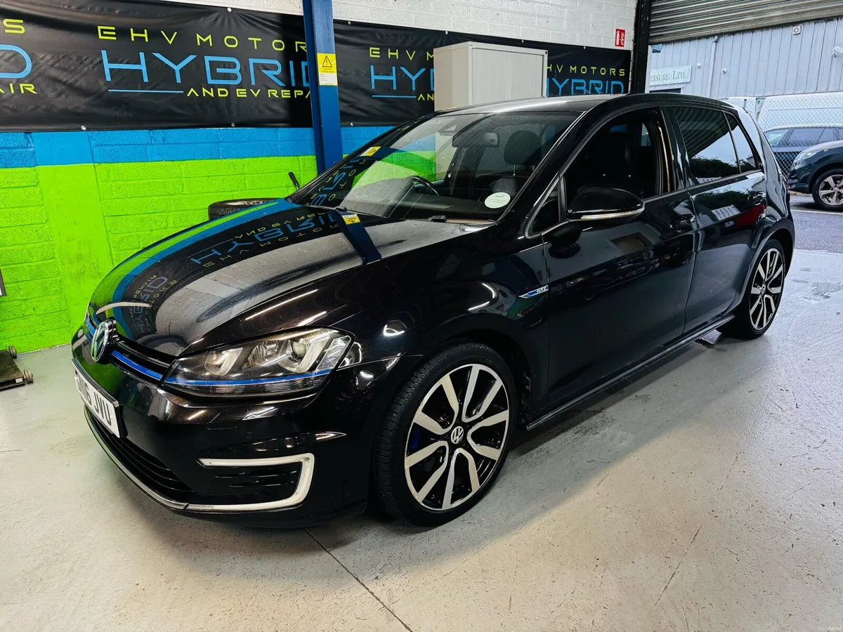 2016 VW Golf GTE Plug-in Hybrid 1.4tfsi Auto - Image 1