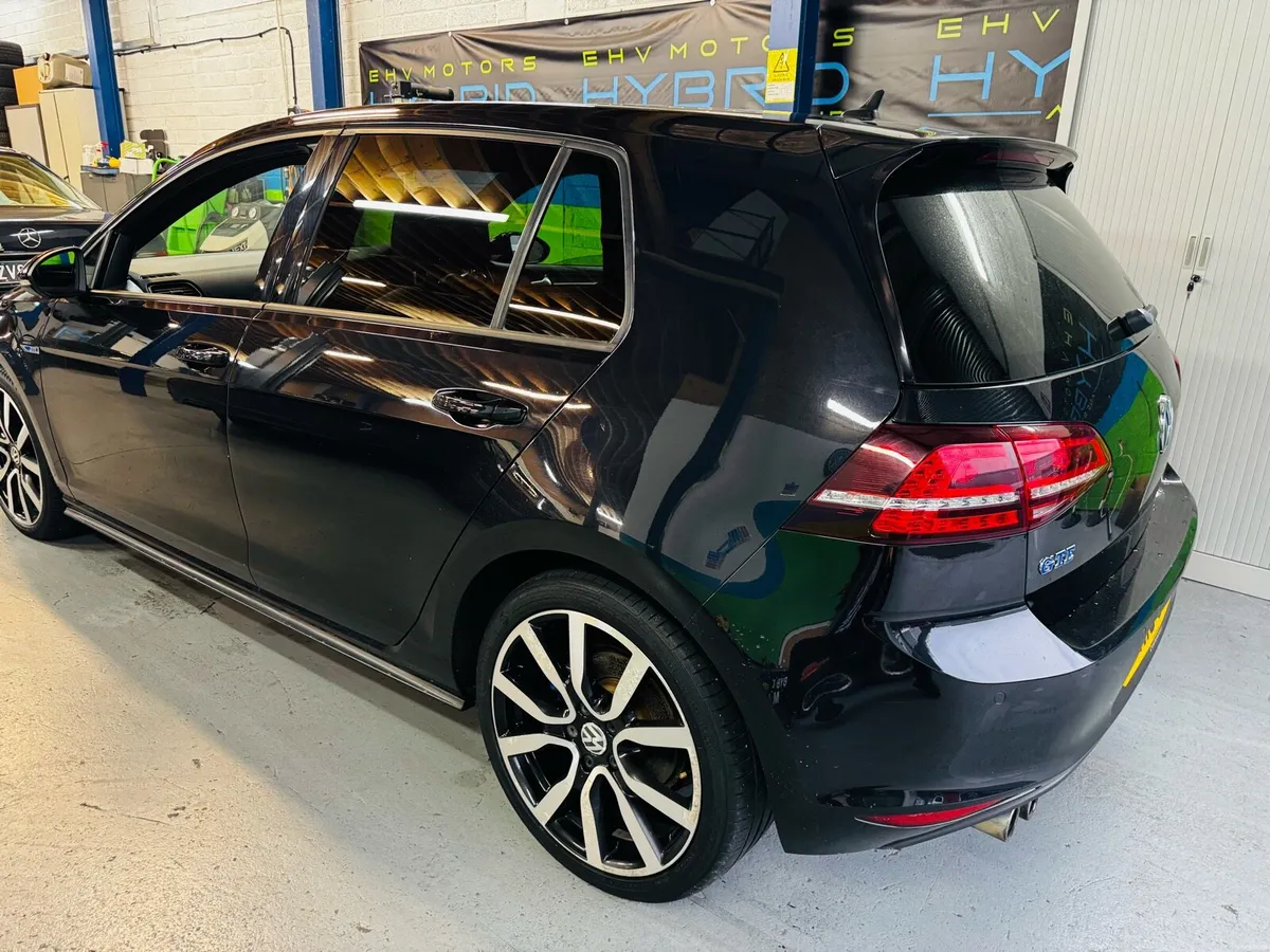 2016 VW Golf GTE Plug-in Hybrid 1.4tfsi Auto - Image 3