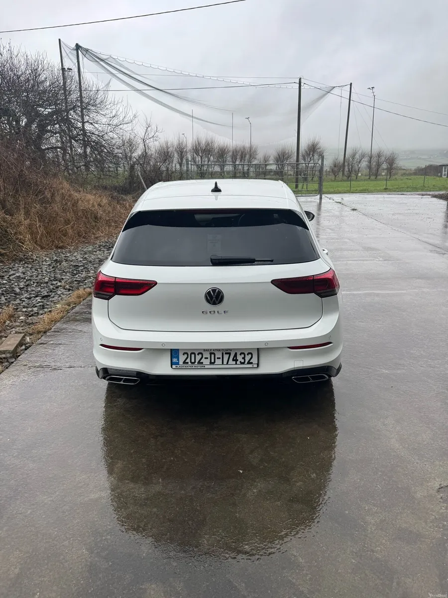 VW Golf R-Line - Image 4