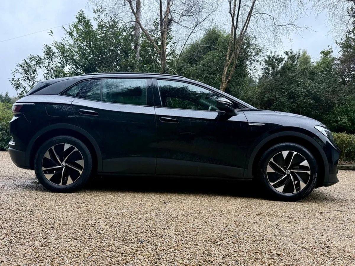 Volkswagen ID.4 *Sale Agreed* PRO 150 KW LIFE 77KW - Image 4