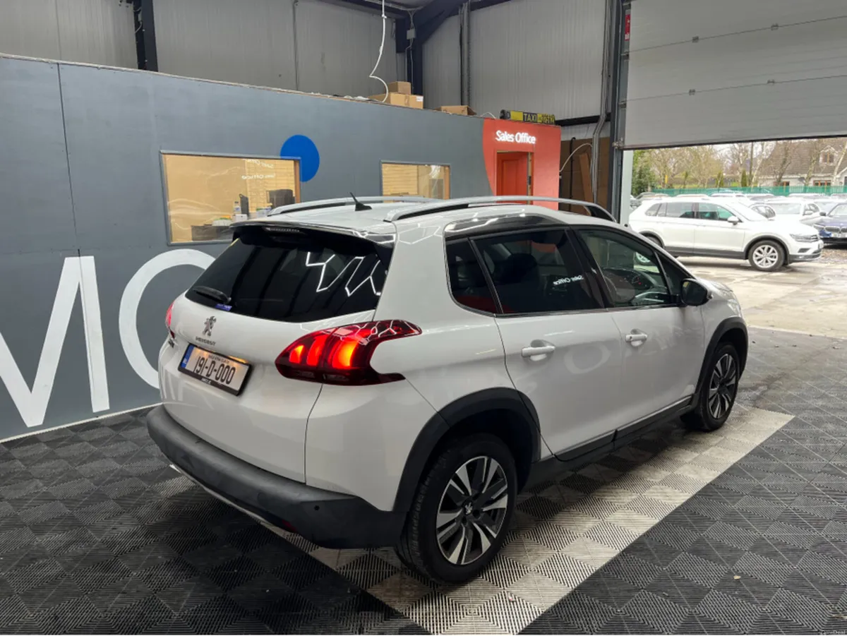 Peugeot 2008 2019 PEUGEOT 2008 ALLURE 1.2 AUTOMATI - Image 2