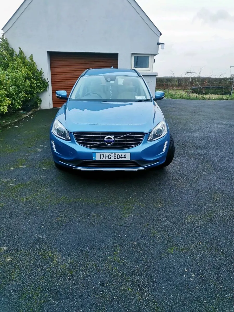 Volvo XC60 - Image 1