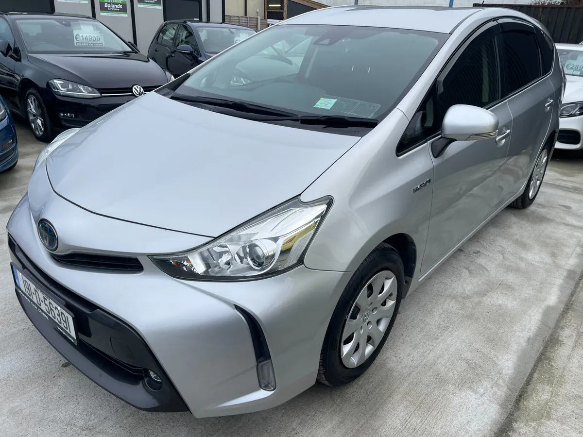 2019 Toyota Prius Alpha 1.8 Hybrid Automatic - Image 3