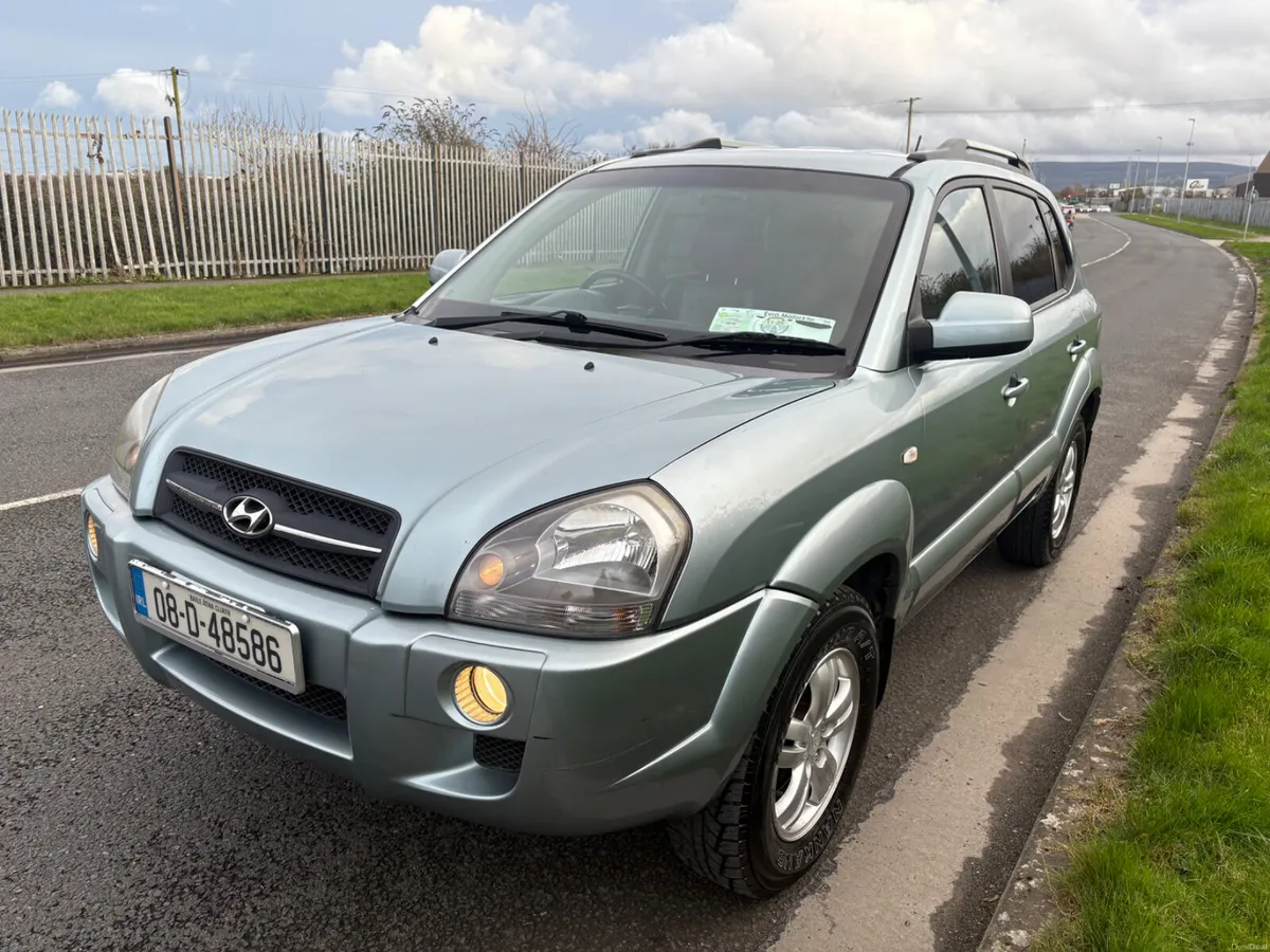 Hyundai Tucson 2008 tax and tested for the year - Image 3