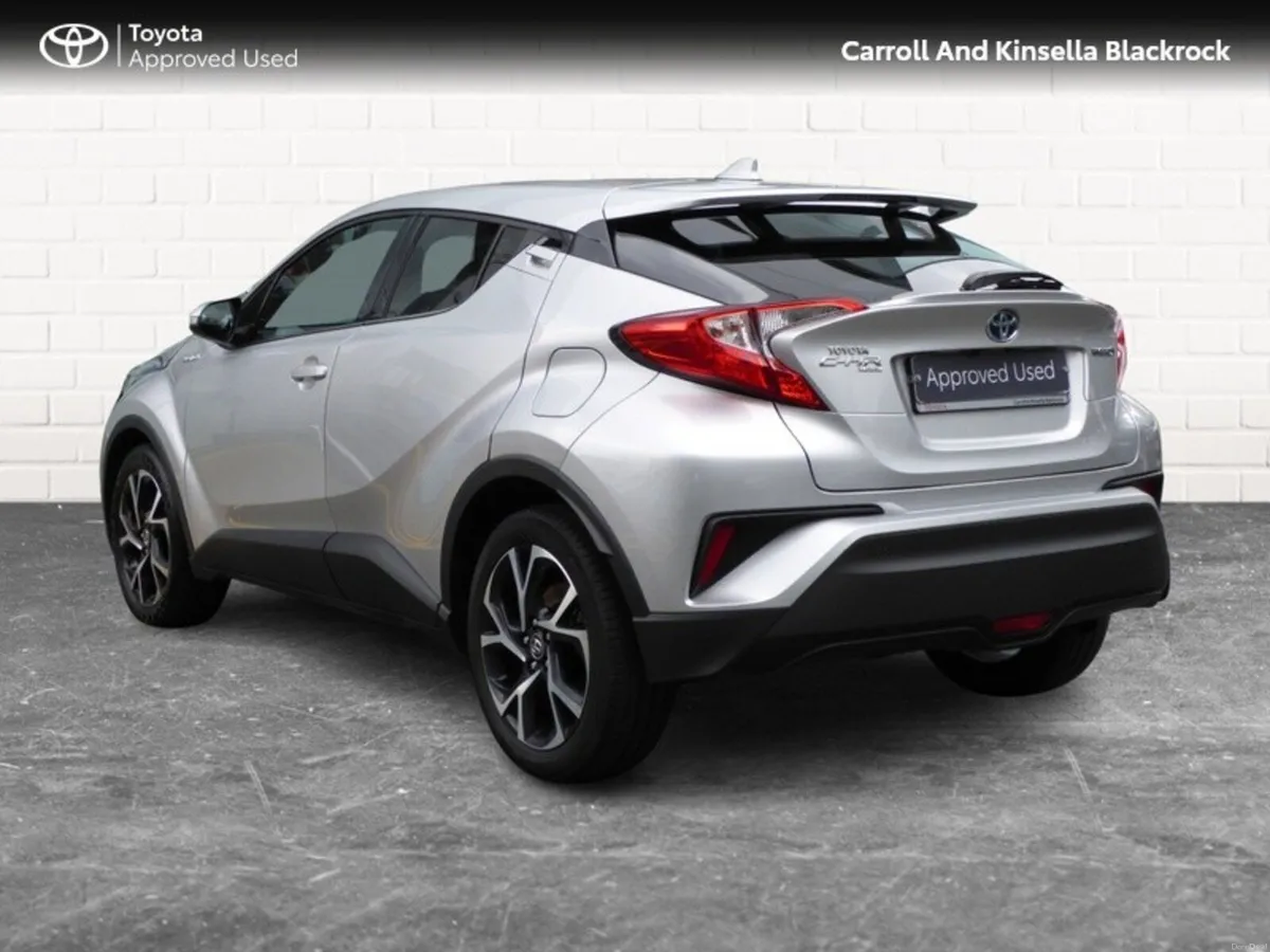 Toyota C-HR Hybrid Sport - Image 2