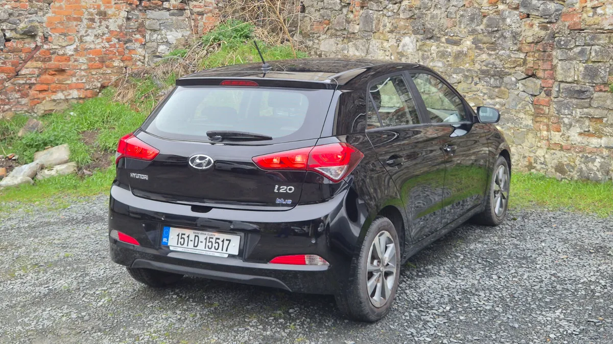 Hyundai i20 Deluxe (Deposit Taken) - Image 4