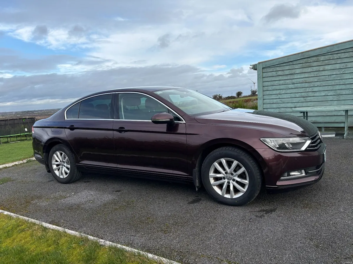 Volkswagen Passat 2016 - Image 3