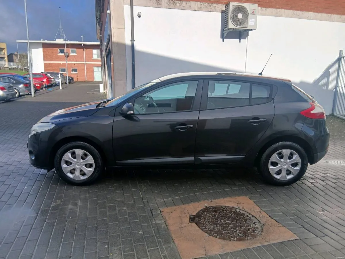 2009 Renault Megane !! New nct !! - Image 4