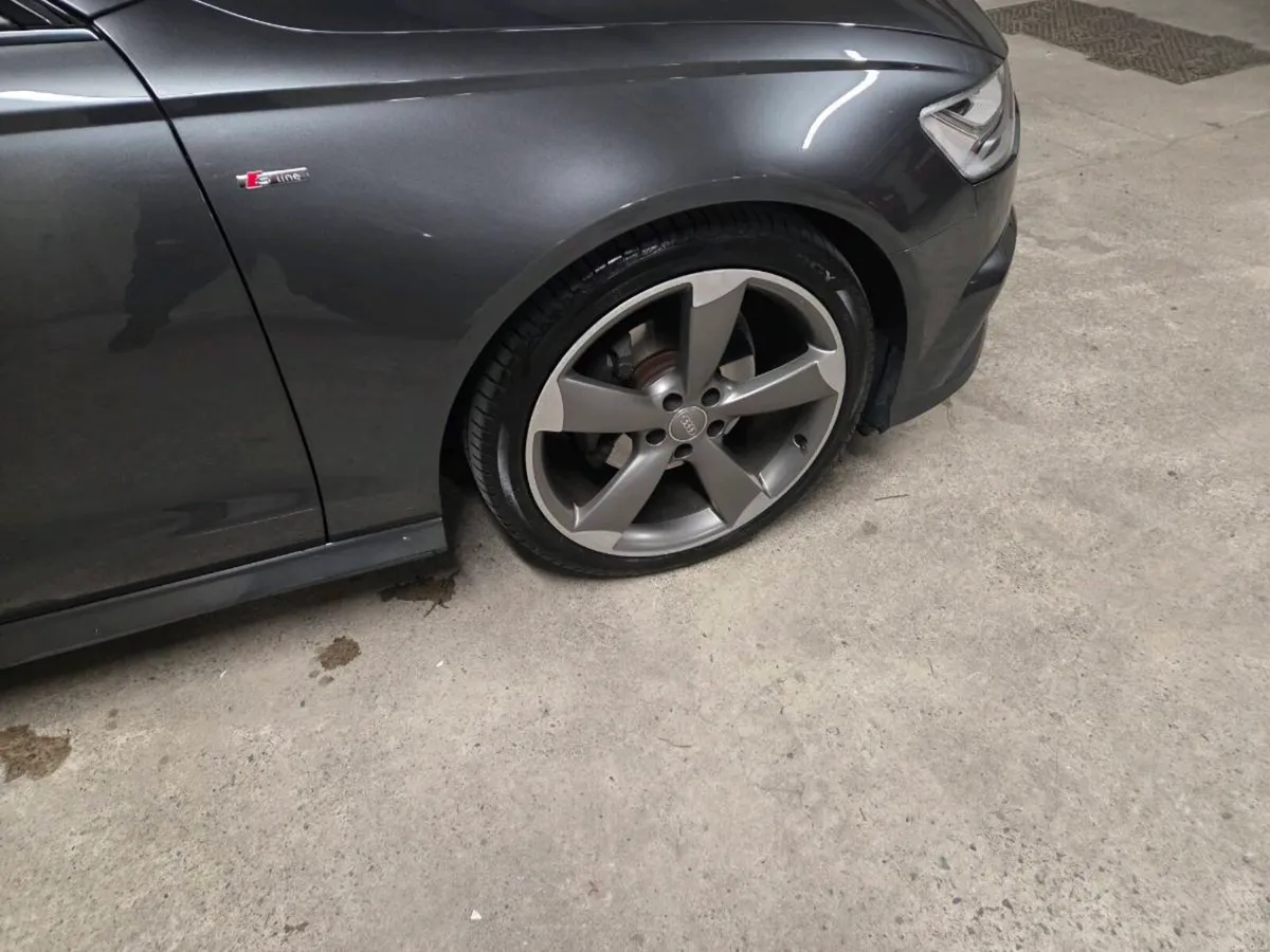 Audi A6 Slne Black edition - Image 6