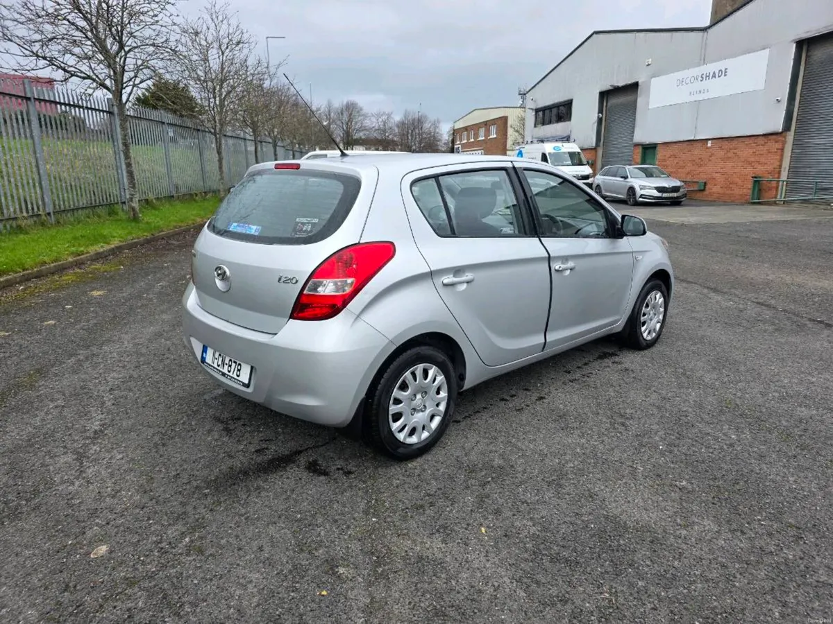 Hyundai i20 - Image 3