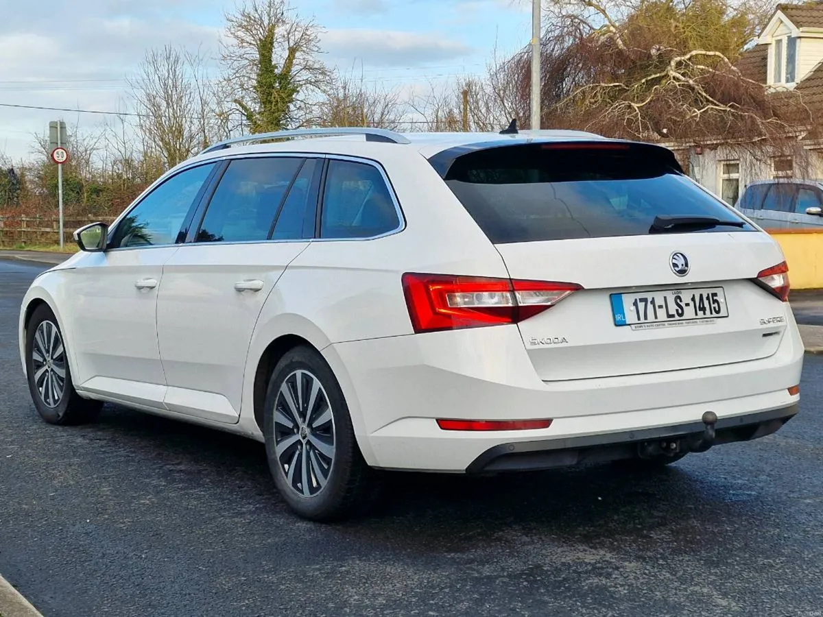 SKODA SUPERB 1.6 TDI 2017 - Image 3