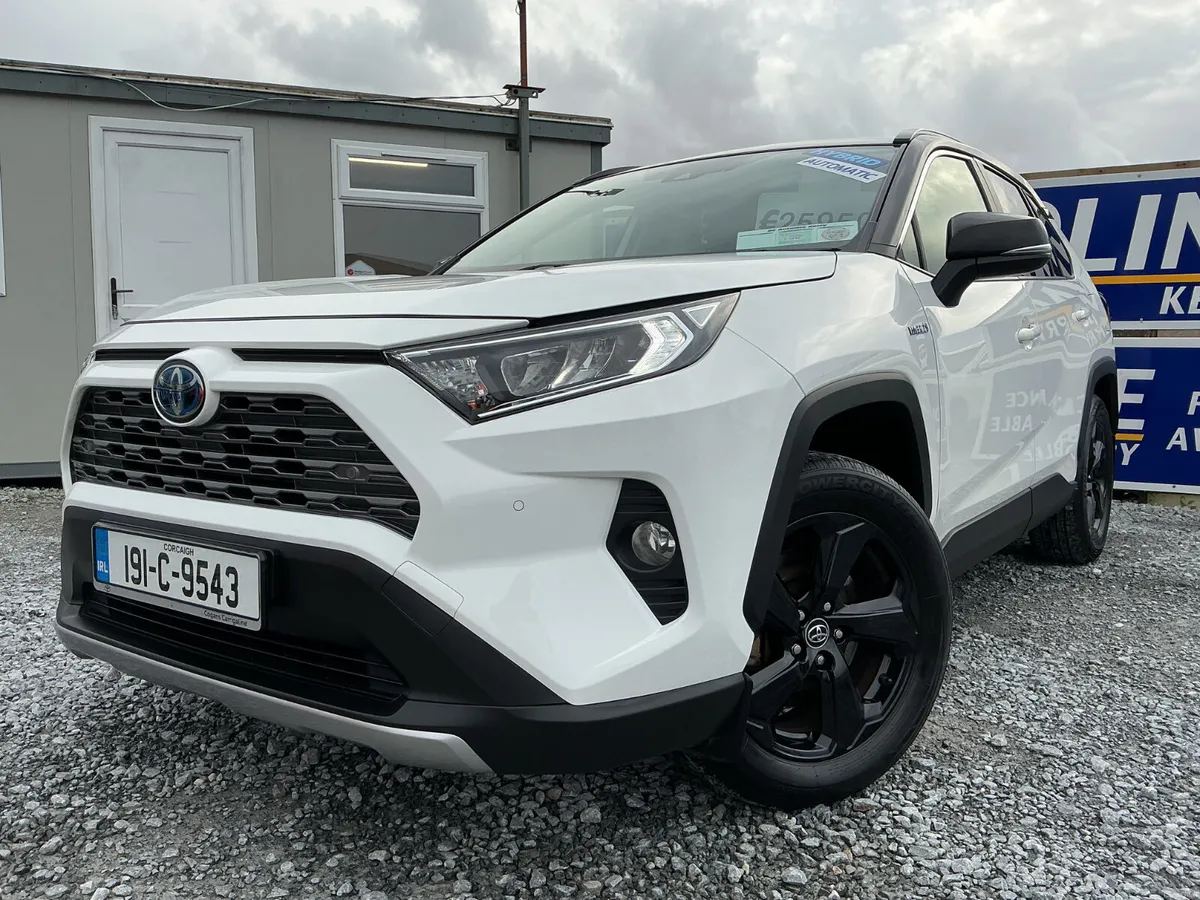 TOYOTA RAV4 LUNA HYBRID AUTO-SELF CHARGING LOW KMS - Image 2