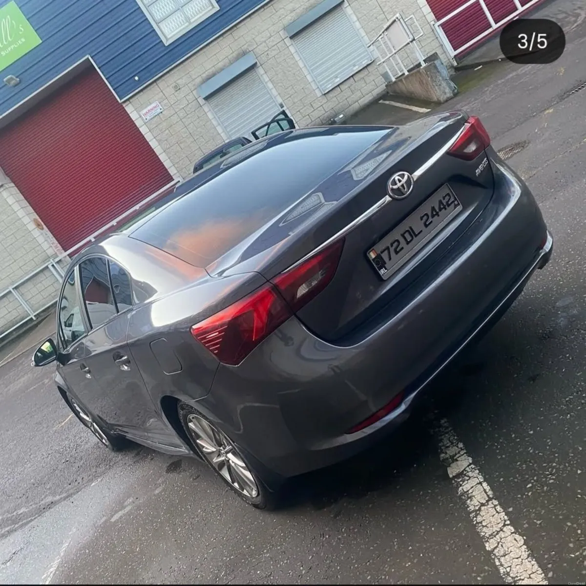 Toyota Avensis 2017 - Image 2