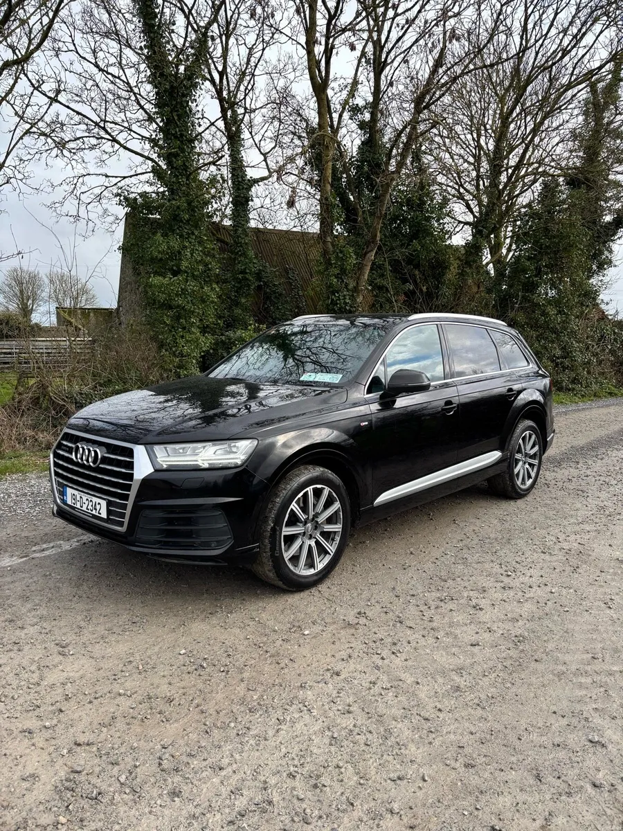 Audi Q7 sline - Image 1