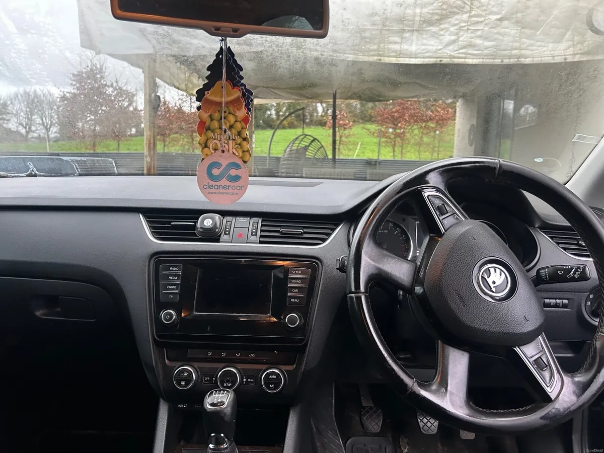 Skoda Octavia 2015 - Image 4