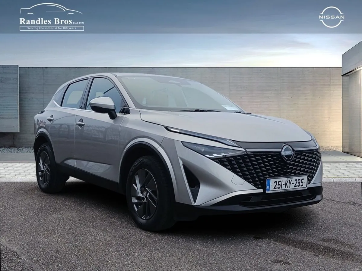 Nissan Qashqai 1.3 PET MILD HYBRID SV - Image 1