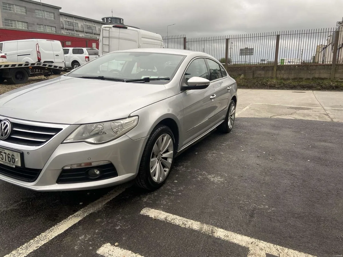 2011 Volkswagen Passat cc - Image 3