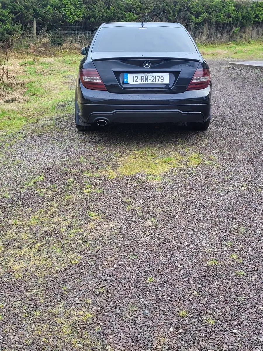 Mercedes Benz c series amg line - Image 4