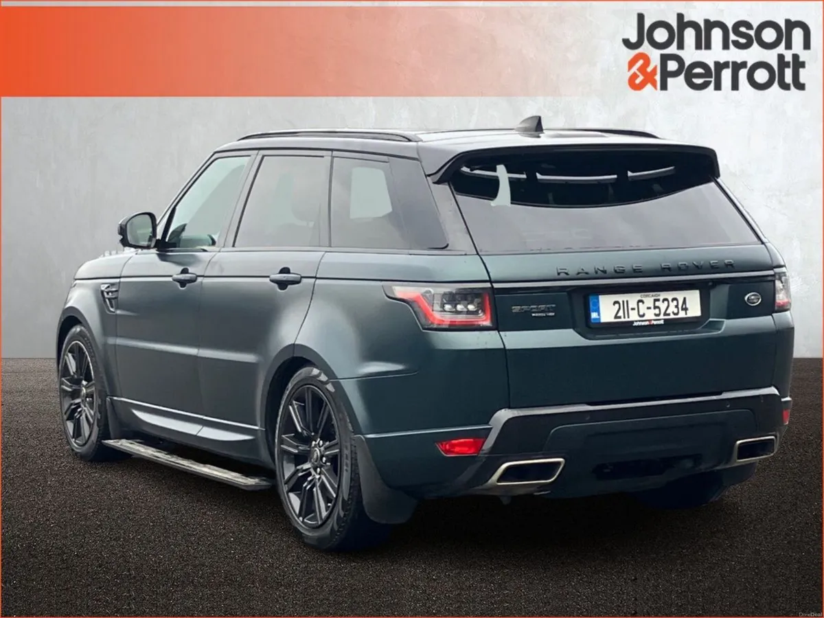 Land Rover Range Rover 2.0 I4 PHEV 404 PS Vogue - Image 3