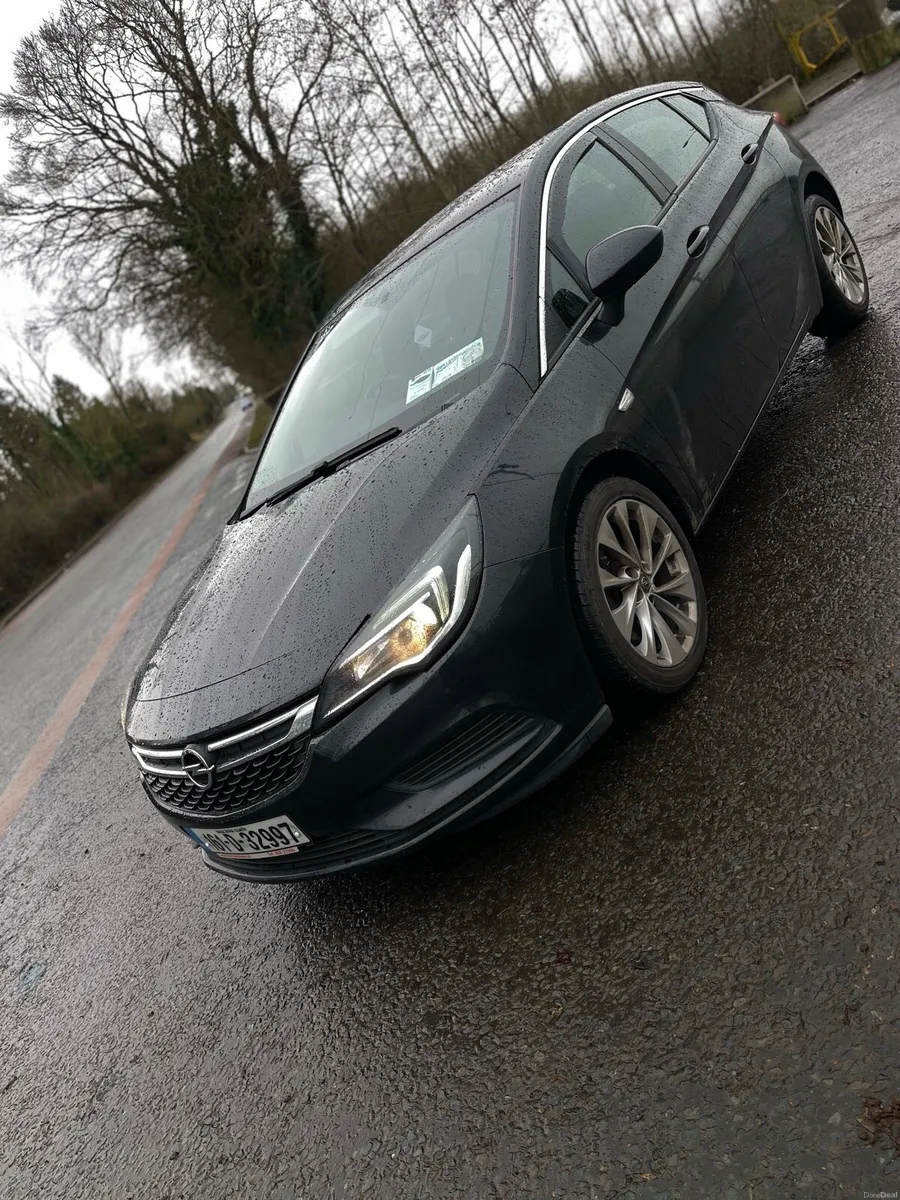 Opel Astra 2016 - Image 2