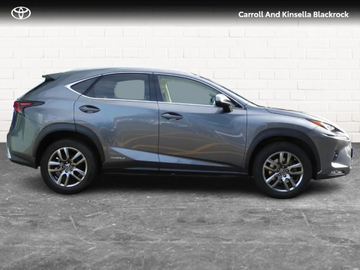 Lexus NX Hybrid Executive AWD - Image 3
