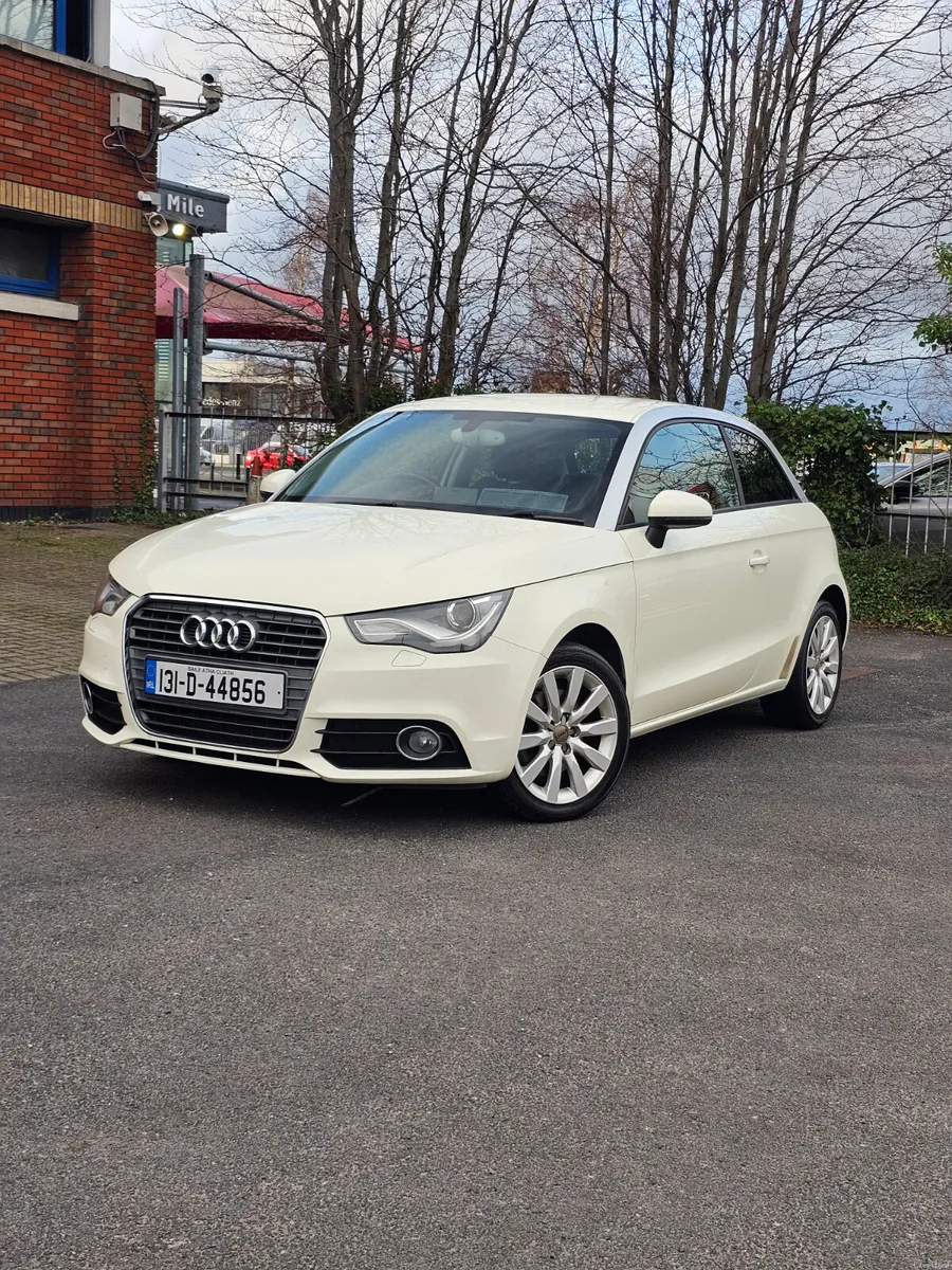 Audi A1 S-Stronic 2013 - Image 1