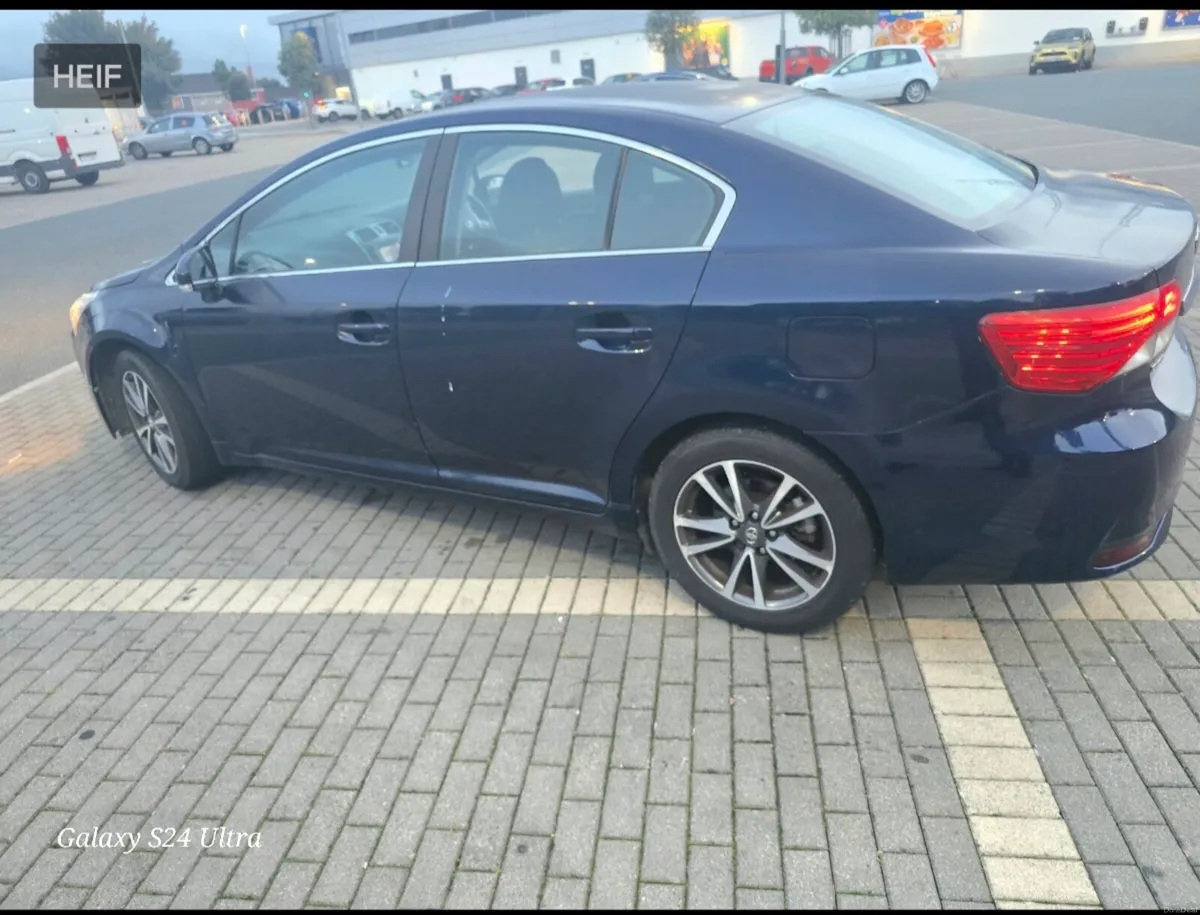 Toyota avensis - Image 3