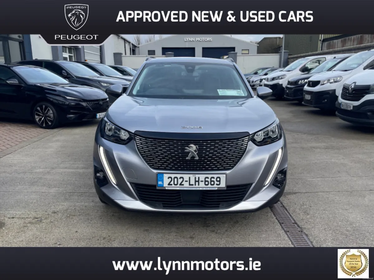 Peugeot 2008 ALLURE 1.2 100 4DR - Image 3