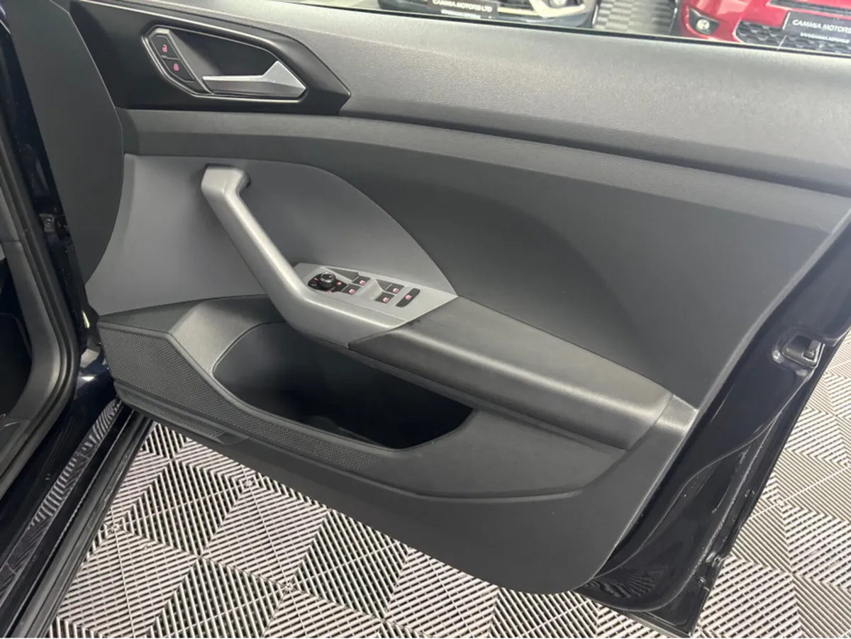 Volkswagen T-Cross VOLKSWAGEN T CROSS 1.0 PETROL A - Image 6