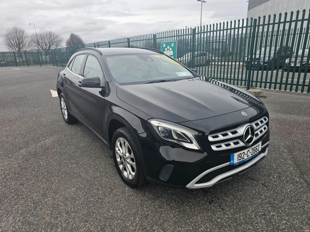 Mercedes-Benz GLA GLA, 1.6 PETROL, SPORT MODEL, LE - Image 3