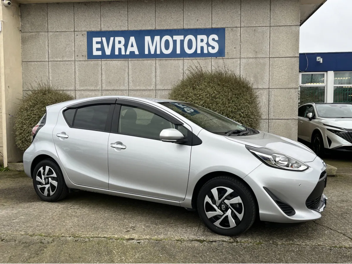 Toyota Aqua S STYLE AUTOMATIC HYBRID 1.5 PETROL // - Image 4