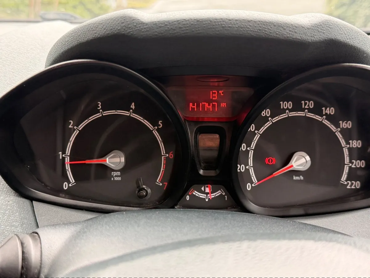Ford Fiesta NCT 05/27 - Image 2