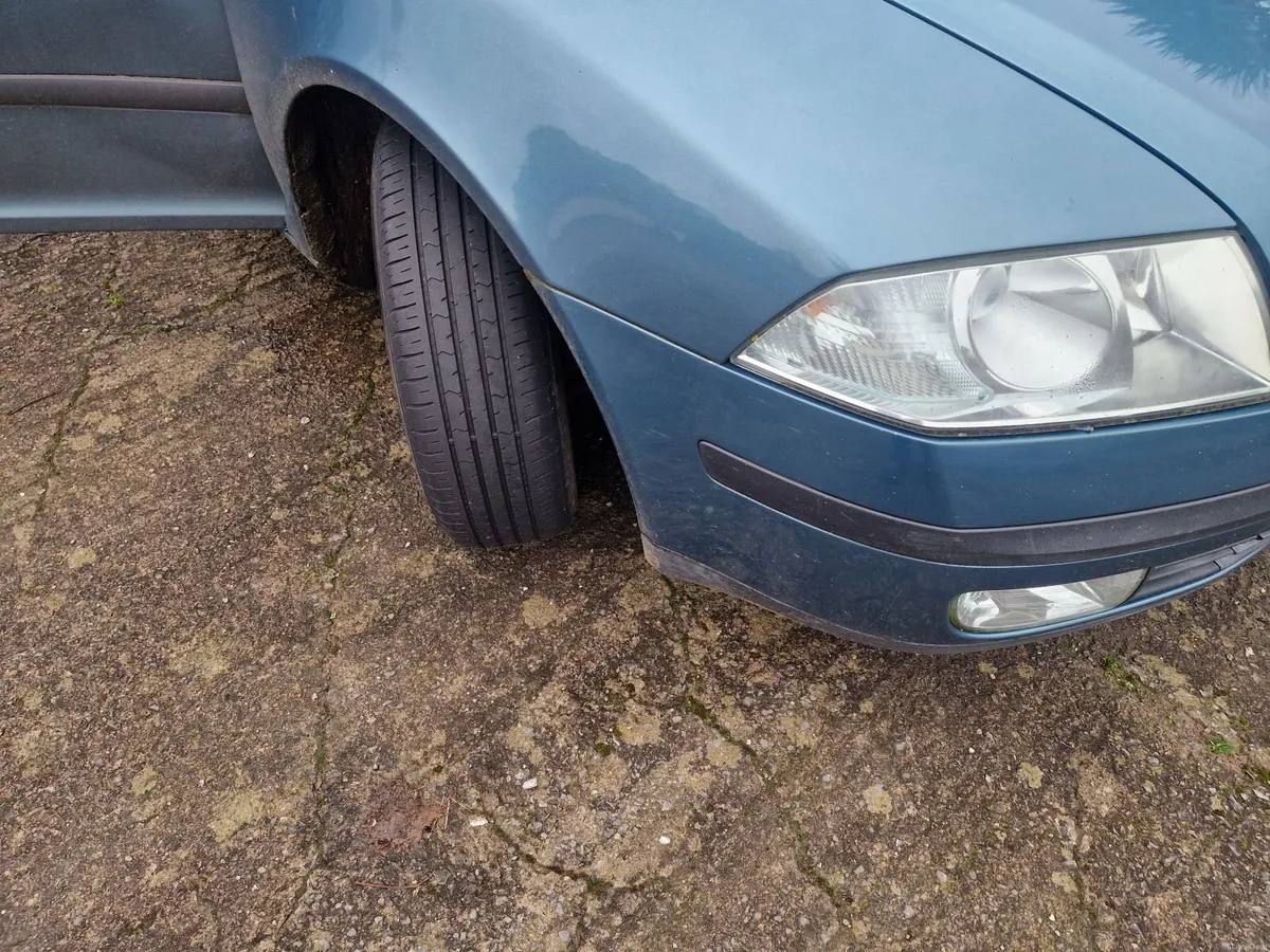 Skoda Octavia 2008 - Image 2